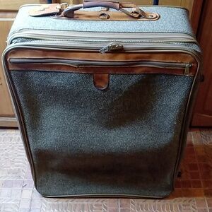 HARTMANN TWEED  VINTAGE ROLL LUGGAGE